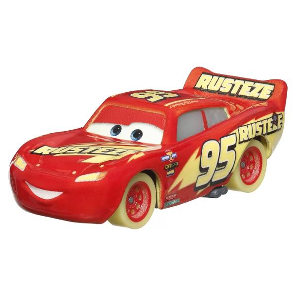 Pregateste-te pentru cursele nocturne Starul Disney Pixar Cars Lightning McQueen echipa sa si alti prieteni din Cupa Piston sunt pregatiti pentru o noua cursa Fiecare vehicul metalic are o culoare care straluceste in intuneric oferind o noua experienta de joc de curse Copiii pot colecta vehiculele si seturile de joaca ale seriei pentru mai multe povesti pline de actiune Cadou ideal pentru fanii masinii de la 3 ani in sus Fiecare se vinde separat in functie de disponibilitate 