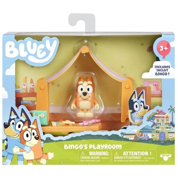 Bluey Mini-Kit Playroom Bluey este un serial animat pentru copii prescolari Popularitatea sa reflecta interesul imens pentru jucariile din serie Bluey este o catea adorabila Blue Heeler in varsta de 6 ani care impreuna cu sora ei Bingo ii place sa transforme viata de familie de zi cu zi in aventuri nesfarsite Cu jucariile si figurinele de plus Bluey vei recrea acasa cele mai memorabile momente din serie Jucariile de plus Bluey sunt placute la atingere si sunt realizate din tesaturi 