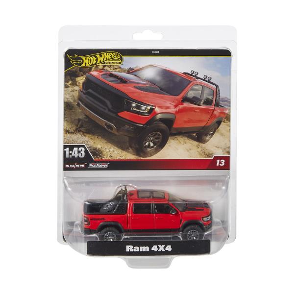 Aceasta colectie de masini premium Hot Wheels&reg prezinta modele la scara 143 care nu ar trebui sa lipseasca din nicio colectie de colectionari adulti si pasionati de masini din intreaga lume Gama include modele cu licenta oficiala pe care colectionarii le plac cu caroserii metalice si anvelope Real Riders&trade pentru un finisaj perfect Fiecare se vinde separat in functie de disponibilitate Culorile si aspectul produsului pot varia Acest pachet contine masinuta Ram 4x4