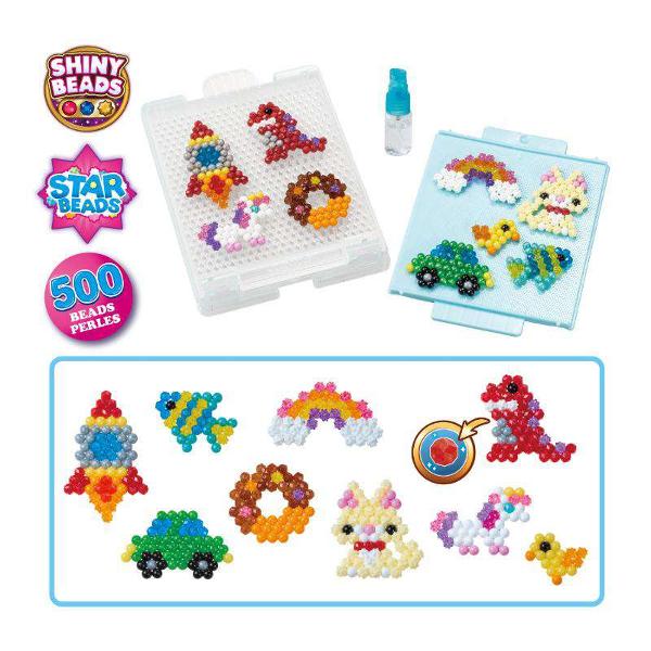Acesta este setul original de creatie cu margele Aquabeads activate cu ajutorul apei Din 2004 copiii din intreaga lume au creat milioane de modele AquabeadsSetul de Margele Aquabeads - Easy Starter Set este perfect pentru incepatoriUrmarind sablonul asezati margelele pe tava pentru a va crea modelul dorit Cu ajutorul pulverizatorului pulverizati apa peste margele pentru a se lipi ”magic” impreuna Lasati-le sa se usuce iar modelul este 