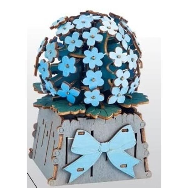 Florile din lemn sunt un cadou creativ special pentru cei care iubesc lucrul manualAceste flori nu se vor ofili niciodata vor fi intotdeauna inflorite si proaspeteInstructiunile din interior sunt simple sub forma de imagini numerotate si colorate diferit Exista si cod QR care se poate scana pentru a accesa un video cu instructiuni pentru asamblare mai usoarap stylefont-weight 