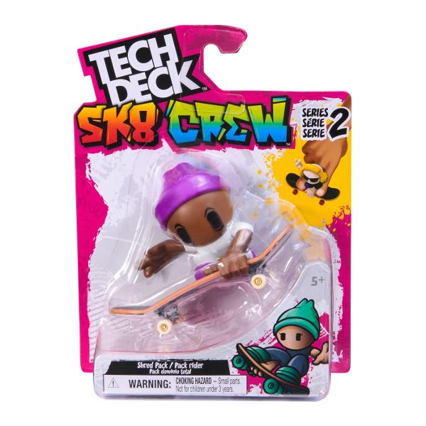 &Icircnvata cum sa faci fingerboarding cu noul Tech Deck Echipa Sk8  Fiecare pachet vine cu o placa Tech Deck si un membru al Echipei Sk8 pentru a incepe colectia Cu 6 figuri Echipa Sk8 de colectionat imbunatateste-ti abilitatile pentru a stapani miscari precum ollies si power slides Pune-ti membrul echipei de skateboarding pe puntea de skateboard si incepe sa exersezi Scaneaza codul QR pentru tutoriale video pentru a studia miscarile preferate Ia-ti Echipa Sk8 intr-o aventura cu 