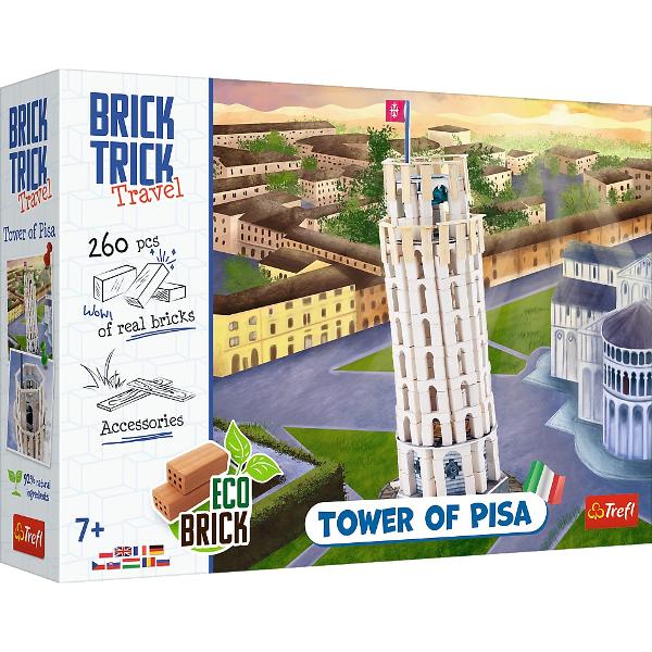 Turnul inclinat din Pisa este un simbol emblematic al Italiei cunoscut pentru structura sa eleganta din marmura alba si inclinatia sa unica Seria de produse Brick Trick Travel te poarta intr-un oras italian unde poti incerca sa devii constructor Foloseste caramizi reale si scanduri de lemn pentru a ridica propria ta constructie Poti adauga decoratiuni din carton frumos ilustrate pe peretii cladirii Proiectul este completat de clopote si o terasa pentru observatie Turnul construit poate 