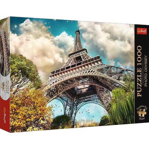 Un puzzle de calitate trebuie sa fie relaxant si distractiv Aranjarea unui puzzle constitue atat pentru copii cat si pentru adulti este o modalitate deosebita de dezvoltare a indemanarii spiritului de observatie si a concentrarii Trefl este o companie poloneza cu sediul central in regiunea Pomorze Incepand din 1985 compania a inceput sa produca puzzle-uri dezvolatand ulterior si segmentul de carti de joc si jocuri de societate In prezent Trefl este lider in Polonia si plina expansiune in 
