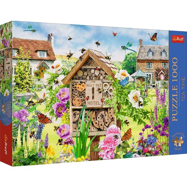 Un puzzle de calitate trebuie sa fie relaxant si distractiv Aranjarea unui puzzle constitue atat pentru copii cat si pentru adulti este o modalitate deosebita de dezvoltare a indemanarii spiritului de observatie si a concentrarii Trefl este o companie poloneza cu sediul central in regiunea Pomorze Incepand din 1985 compania a inceput sa produca puzzle-uri dezvolatand ulterior si segmentul de carti de joc si jocuri de societate In prezent Trefl este lider in Polonia si plina expansiune in 