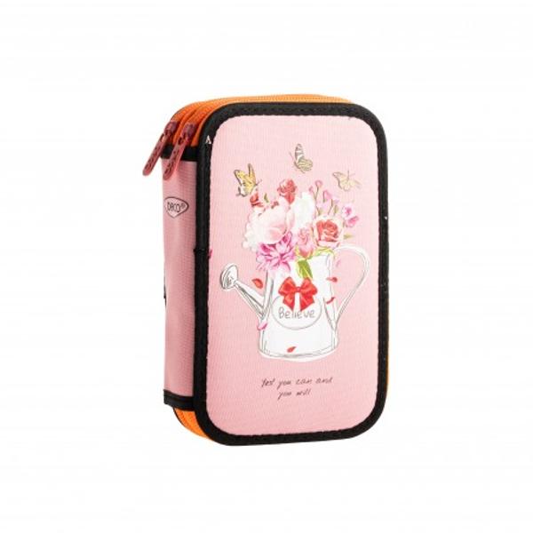 Acest penar este un echipament de baz&259; ideal pentru &537;coal&259; prev&259;zut cu spa&539;ii destinate instrumentelor de scris &537;i accesoriilor tale preferate &537;i decorat cu motive inspirationale &537;i originalePenarul are 2 compartimente care î&539;i ofer&259; un plus de spa&539;iu pentru acesoriile de care nu te po&539;i desp&259;r&539;i &537;i este fabricat din materiale rezistente care protejeaz&259; con&539;inutul împotriva loviturilor 