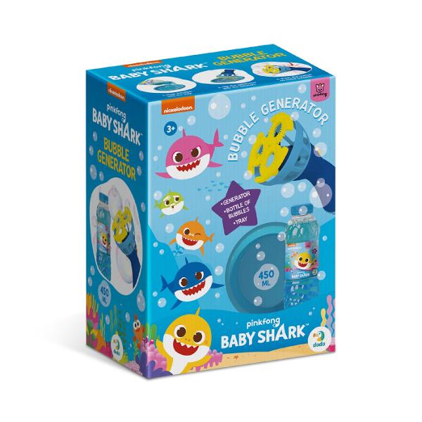 Baby Shark Set De Baloane De Sapun Cu Generator 450Ml DD200612 Set de baloane de sapun cu generator 450ml Baby Shark Copiii pur si simplu adora sa se joace cu aceste bule care le aduc o distractie si o bucurie incredibile Lasati-i pe cei mici sa se cufunde in lumea minunata a jocului cu baloanele de sapun Baby Shark si vedeti-i cum se distreaza si zambesc Turnati o cantitate de solutie pentru baloane in tava Inmuiati bagheta de plastic in solutie Ridicati generatorul si apasati butonul pentru a face baloane Pachetul contine o sticla de 450 ml cu