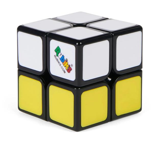 Acest cub simplu Rubik Ucenic este un puzzle pas cu pas conceput astfel incat sa poti continua mai tarziu cu zarurile mai complexe fara probleme Nu mai trebuie sa cauti un puzzle amuzant pentru incepatori Acest puzzle 3D cu activitati este cel mai usor de rezolvat din colectia Rubiks Iubitorii de puzzle-uri adulti si copii de la 7 ani vor adora acest cub puzzle stresant Rezolva-te prin 3 niveluri de provocari cu Rubik Ucenic Incepe prin a separa straturile albe si galbene apoi 