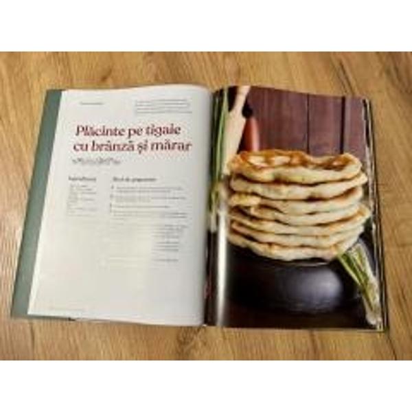 Toate pasiunile mele pe parcursul vietii s-au unit intr-una si acesta este proiectul „Valerie’s Food” Am inceput sa incarc poze culinare pe Instagram acolo am primit primele aprecieri si primele rugaminti de a ma imparti cu retete Am inteles ca pentru a creste am nevoie sa interactionez cu oamenii de pe retele de socializare si de a propune variantele mele de retete si poze Astfel la indemnarea lui Max iubirea mea am 