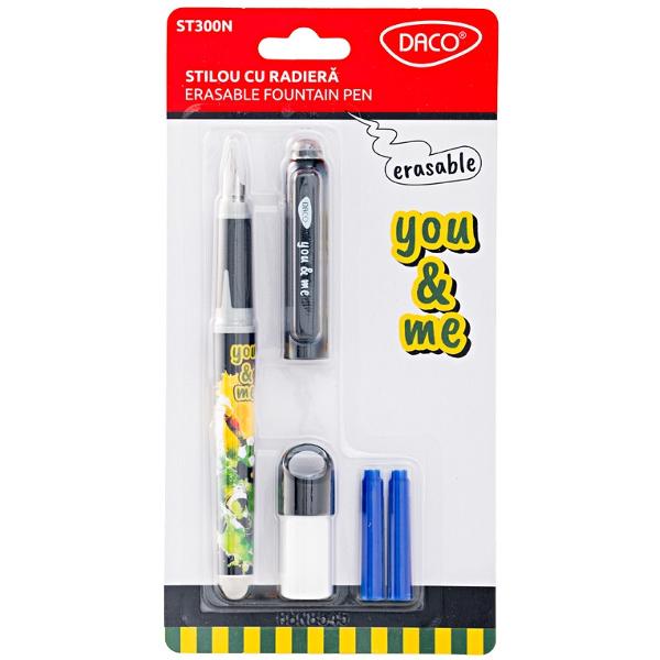 &9917; Stilou cu radier&259; DACO “You & Me” – Model FotbalistNu mai ai nevoie de PIC Fara greseli fara pagini rupte doar freci putin cu radiera din capatul stiloului si cerneala dispare completScrisul devine un joc de echip&259; cu stiloul DACO “You & Me” – model Fotbalist Creat pentru copiii &537;i adolescen&539;ii pasiona&539;i de fotbal acest stilou îmbin&259; utilitatea cu un design sportiv &537;i 