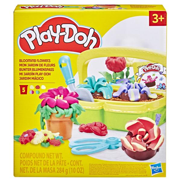 Lasa imaginatia sa infloreasca cu setul de joaca pentru copii Play-Doh Gradina inflorita Aceasta jucarie de interior cu tema gradinii este pregatita pentru orice anotimp cu moduri distractive de a te juca de-a floralul pe tot parcursul anului Cutia de gradina si discurile pentru flori pot crea 4 forme diferite de flori Play-Doh iar forma dubla creeaza inca 2 forme Prezinta si tine florile si tulpinile in acelasi loc cu ghiveciul si vaza Cinci cutii Play-Doh si 3 cartonase cu instructiuni 