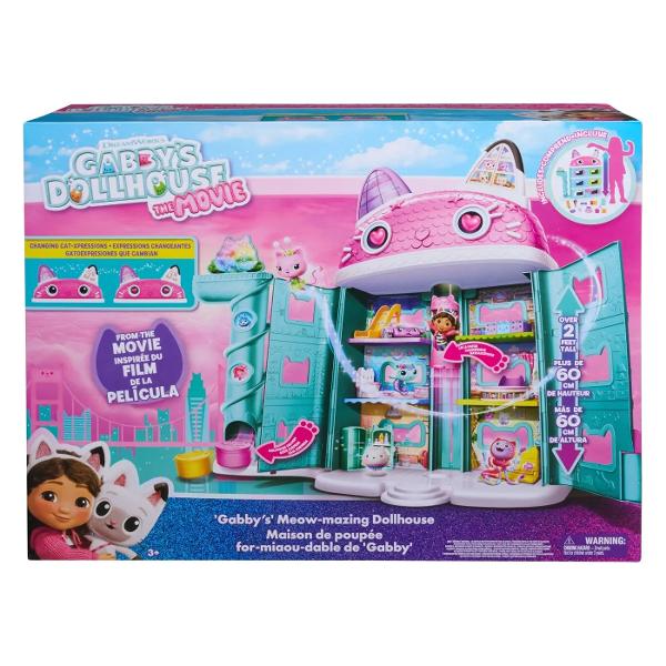 Casa de papusi Gabbys Meow-mazing Dollhouse este inspirata din film si aduce in lumea copiilor peste 60 cm de joaca interactiva si plina de culoare Cu un design unic in forma de pisica casa include mai multe etaje si camere decorate un tobogan in spirala si lift functional pentru figurine Setul contine peste 20 de accesorii si surprize care transforma fiecare joaca intr-o aventura creativa Copiii pot recrea momente din film sau isi pot inventa propriile povesti magice alaturi de Gabby 