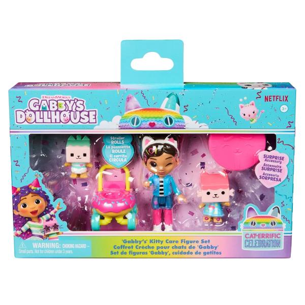 Paseste in lumea magica a casei de papusi a lui Gabby cu setul de personaje Kitty Care Acest set de personaje ii include pe Gabby Bebe Cutiuta Baby Benny Box si caruciorul foarte dragut in forma de gogoasa al lui Baby Benny Fiecare personaj prezinta detalii autentice fidele serialului Fa memorabila intrarea lor in jocul din casa de papusi cu o lume de personaje de jucarie adorabile accesorii pentru case de papusi si mobilier pentru case de papusi pe care sa le colectionati si sa le 