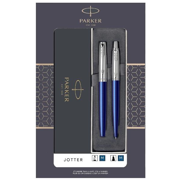 Caracteristici set cadou stilou si pix PARKER Jotter Original RoyalCaracteristici pix Parker JotterPix cu mecanism de tip clickFunctioneaza cu mina pix Parker mina montata are scriere neagraMaterial corp pix otel inoxidabil sablat in partea superioara si plastic ABS acrylonitrile butadiene styrene color in partea inferioaraAccesorii otel inoxidabil cromatClip otel inoxidabil cromatMecanism de tip click prin apasareForma 