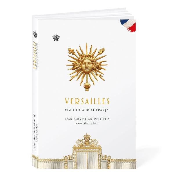 Versailles o lume secret i uluitoarea ei strlucire drame discrete i întâlniri misterioase palatul puterii i teatrul vanitii dar i templul artei iubirii i misterului un vis de piatr aur grdini ap i lumin locul în care armonia întâlnete grandoarea i istoria se transform în mit  Gloria nemuritoare a monarhiei franceze i uluitoarea ei strlucire legende i umbre pasiuni i intrigi 