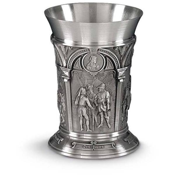 Halba de bere&nbsp;Bierbecher 135 cm DUERER&nbsp;este un pahar elegant si stilat ideal pentru iubitorii de bere si pentru cei care apreciaza arta traditionala a servirii bauturilor Fabricata din materiale robuste si durabile halba are inaltimea de aproximativ 135 cm fiind potrivita pentru bauturi reci servite in mod ceremonial sau casualForma sa confortabila o face potrivita 