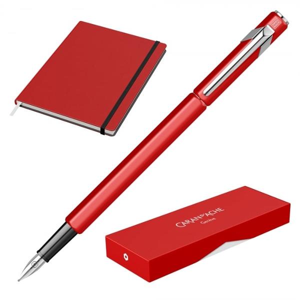 Setul contine- Stilou Caran DAche 849 - Notes Velvet A5 192 pagini 80 gmpStilou Caran DAche 849Accesorii din otel inoxidabil cromat Clipul este din otel inoxidabil placat cu cromCapac hexagonal din aluminiu lacuit in camp electrostatic cu pulbere de culoare rosu Capacul se inchide prin apasareCorp hexagonal din aluminiu lacuit in camp electrostatic cu pulbere de culoare rosuGrip din ABS acrylonitrile butadiene styrene de culoare 