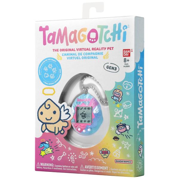 Jucaria Tamagotchi Bandai  Original ofera experienta clasica a animalutului virtual intr-o versiune colorata si plina de personalitate specifica celei de-a treia generatii Tamagotchi Cu design iconic in forma de sau si ecran alb-negru acest model permite cresterea si ingrijirea unui personaj virtual de la stadiul de pui pana la maturitate fiecare alegere influenta si evolutia sa Aduce personaje noi activitati suplimentare si o varietate mai mare de interactiuni facand jocul mai dinamic 