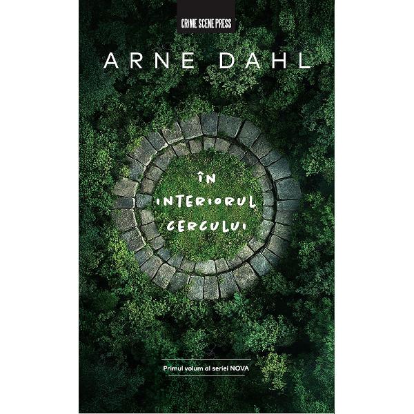 Primul volum al seriei NOVARoman tradus in 19 tariUn magnat al industriei otelului este gasit mort pe un camp de la periferia orasului Uppsala in BMW-ul sau incendiat Autoritatile considera ca a fost un accident tragicDar cand mai are loc un &bdquo;accident&rdquo; &ndash; de asta data un colet ucigas livrat la sediul unei firme de publicitate 