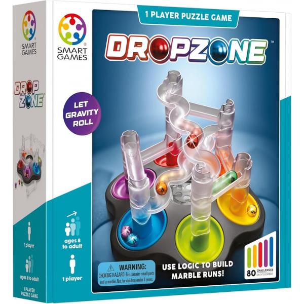 Smart Games - Dropzone joc de logic&259; 80 de provoc&259;riDropzone propune 80 de provoc&259;ri de logic&259; unde copiii construiesc piste pentru bile &537;i le ghideaz&259; spre bazele corecte folosind piese de puzzle &537;i elemente de inginerie creativ&259; Potrivit pentru copii de 8 aniJocul este un puzzle de construc&539;ie &icirc;n care fiecare provocare arat&259; o tabl&259; cu &537;ase baze &537;i una sau mai multe bile colorate Copiii aleg o 