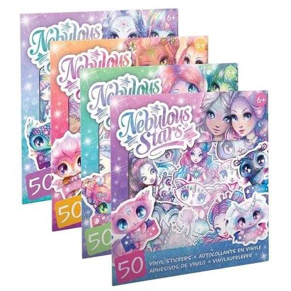 Set autocolante decorative Nebulous Stars &ndash; stil str&259;lucitor pentru toate obiectele tale &ndash; transform&259;-&539;i lucrurile preferate &icirc;ntr-o explozie de culoare &537;i magie cu aceste autocolante mari rezistente la ap&259; inspirate din universul Nebulous StarsCaracteristiciCon&539;ine 50 de autocolante mari impermeabile de &icirc;nalt&259; calitateDesign &icirc;n culori vibrante &537;i mistice specifice personajelor Nebulous 