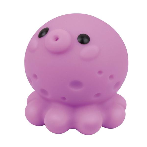 Winfun Water Fun Set Jucarii De Baie Jungla Si Ocean este un set de jucarii pentru baie conceput pentru a transforma timpul petrecut in apa intr-o experienta distractiva si educativa pentru bebelusi Setul include 10 animalute colorate moi si usor de prins special create pentru mainile mici ale copiilor Fiecare figurina poate fi stransa pentru a pulveriza apa oferind un element interactiv care stimuleaza curiozitatea si incurajeaza jocul activ Culorile vii si formele prietenoase contribuie 