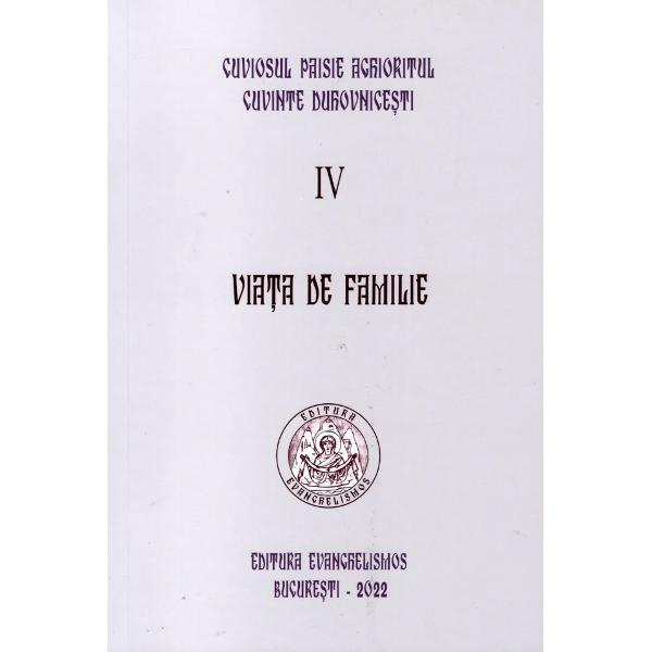 Cu prezentul volum ce cuprinde subiecte despre familie &537;i despre &icirc;ncerc&259;rile prin care trece omul din pricina crizei vie&539;ii de familie din vremea noastr&259; continu&259;m publicarea &bdquo;Cuvintelor duhovnice&537;ti&rdquo; ale fericitului Stare&539; Paisie Stare&539;ul spunea c&259; cele mai multe din scrisorile pe care le primea proveneau de la oameni cu probleme familiale Iar aceste probleme el le atribuia dep&259;rt&259;rii oamenilor de Dumnezeu &537;i 