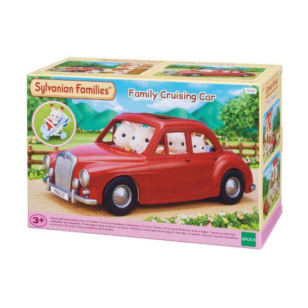 Sylvanian Families este o colectie emblematica de figurine cu personaje din lumea animalelor Comunitatea Sylvanian gazduieste diferite familii de animale incepand cu iepuri pisici veverite pana la ursi&nbsp;ca&539;ei elefanti etc Lumea Sylvanian&nbsp;cuprinde diferite modele de case scoli magazine care sunt interconectate intre ele si unde fiecare spatiu poate fi umplut cu nenumarate accesorii si elemente de recuzita cum ar fi mobilier autoturisme locuri de 