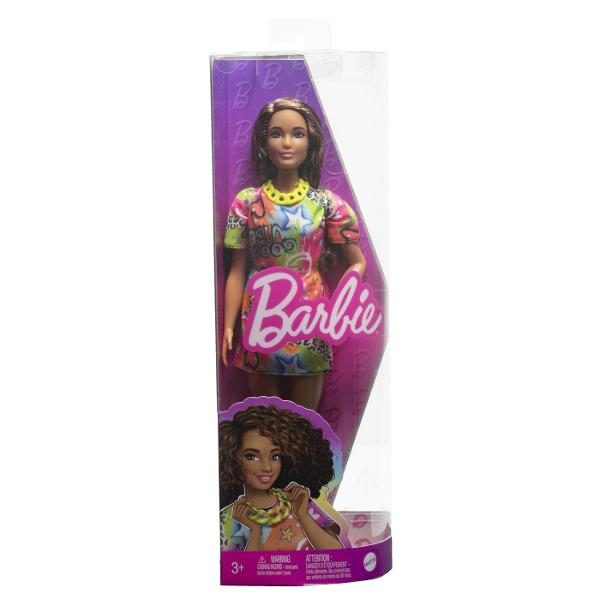 Fashionistas este una dintre cele mai indragite colectii Barbie oferind o gama larga de papusi cu diferite stiluri si accesorii introducand conceptul de diversitate si acceptare in randul fetelor Aceasta colectie include papusi cu diferite tipuri de siluete tonuri de piele culori de ochi si par astfel fetele nu se vor plictisi niciodata si isi vor gasi papusa asemanatoare stilului lor Papusile au stilul lor propriu inspirat de ultimele tendinte din moda si vin cu o tinuta completa 