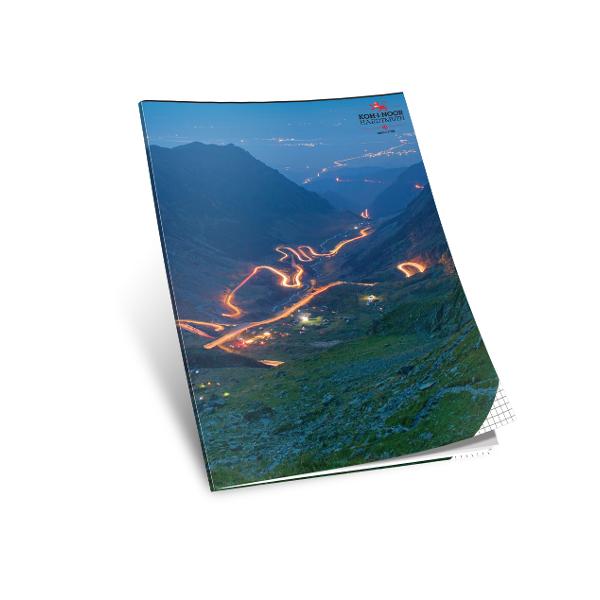 Caiet A4 Matematica Colectia ROMANIA NOASTRA &ndash; Descopera Frumusetile Tarii Tale 80gmp&nbsp;Transforma fiecare ora de matematica intr-o calatorie fascinanta prin cele mai frumoase locuri din tara Caietul A4 din colectia Romania Noastra este mai mult decat un simplu instrument de scris; este o piesa educativa care celebreaza patrimoniul cultural si natural al Romaniei Fiecare varianta de coperta prezinta un obiectiv turistic iconic oferindu-ti inspiratie si 