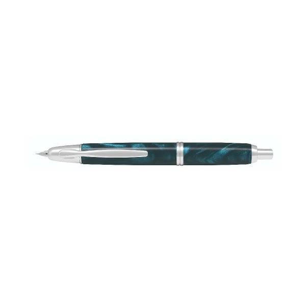 Stilou Pilot Capless SE verde marmorat varf mediuAi visat la un stilou cu un design personalizat Pilot l-a f&259;cut Odat&259; cu colec&539;ia SE stilourile Custom Heritage &537;i Capless sunt acum &icirc;mbr&259;cate &icirc;ntr-o podoab&259; somptuoas&259; unic&259; marmorat&259;&Icirc;ntr-adev&259;r realizat din r&259;&537;in&259; poliuretanic&259; de lux care imit&259; marmura r&259;&537;in&259; cu ton de marmur&259; fiecare model este 