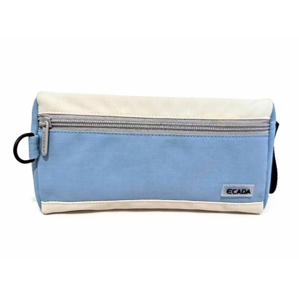 Penar 1 fermoar borset&259; ECADA 78412 &ndash; modern compact &537;i practic pentru organizare zilnic&259;Penarul tip borset&259; ECADA 78412 este alegerea ideal&259; pentru elevii &537;i studen&539;ii care &icirc;&537;i doresc un accesoriu simplu func&539;ional &537;i cu un design modern Cu un aspect fresh &icirc;n combina&539;ie de albastru deschis &537;i crem acest penar ofer&259; un stil curat &537;i versatil potrivit pentru orice 