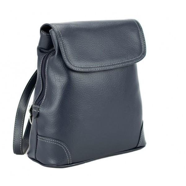 Model de rucsac elegant clasic simplu dar care intregeste orice tinuta a unei doamne sau domnisoare Alege culoarea care te reprezinta