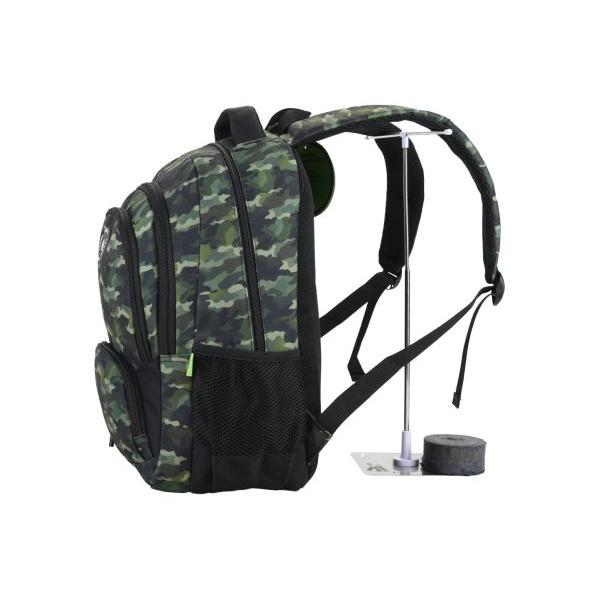 Ghiozdanul&nbsp;ECADA 61497&nbsp;impresioneaz&259; prin designul modern cu imprimeu camuflaj fiind alegerea perfect&259; pentru elevii care prefer&259; un stil dinamic &537;i practic Spa&539;ios &537;i bine compartimentat acest model este ideal pentru transportul zilnic al rechizitelor at&acirc;t la &537;coal&259; c&acirc;t &537;i &icirc;n activit&259;&539;i extra&537;colarehr 