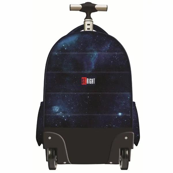 Trollerul Majewski ST Right TB01 din colectia grafica Blue Earth View este un rucsac pe roti conceput pentru transport facil si confort atunci cand este incarcat mai mult Are 4 compartimente si un sistem de organizare practica potrivit inclusiv pentru laptop si tabletaEste gandit pentru siguranta si utilizare usoara cu roti rezistente maner telescopic reglabil si elemente reflectorizante Materialul impermeabil si baza rigidizata ajuta la protectia continutului in utilizarea 