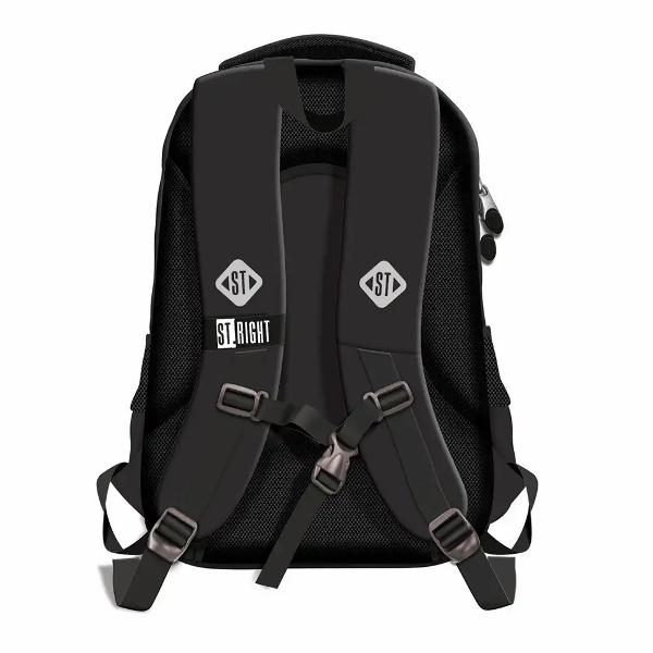 Ghiozdanul Majewski ST Right BP77 din colectia grafica Final Lap este conceput pentru organizare clara si un volum bun de incarcare Formatul de 17 inch si compartimentarea practica il fac potrivit pentru activitatile de zi cu ziOfera confort la purtare prin spate profilat si bretele moi iar pentru siguranta include elemente reflectorizante si baza intarita cu protectii pentru contactul cu solul3 compartimente2 buzunare laterale elasticeManer 