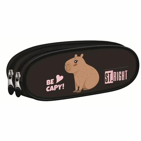 Penarul Majewski ST Right PU02 din colectia grafica Be Capy este o alegere practica pentru organizarea zilnica a rechizitelor Are doua compartimente separate fiecare cu fermoar pentru a pastra instrumentele de scris si accesoriile ordonateModelul este livrat fara echipare si are un format compact usor de transportat in ghiozdan fiind realizat din materiale rezistente cu design modernBrand MajewskiColectie Be CapyModel ST Right 