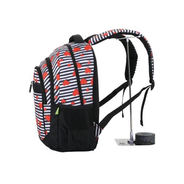 Ghiozdanul ECADA de 46 cm este alegerea ideal&259; pentru elevii care au nevoie de un rucsac spa&539;ios practic &537;i cu un design atractiv Modelul cu dungi &537;i inimioare ro&537;ii ofer&259; un aspect modern &537;i u&537;or de remarcat potrivit pentru &537;coal&259; sau utilizare zilnic&259;Cu dimensiuni de&nbsp;46 &times; 32 &times; 18 cm ghiozdanul 