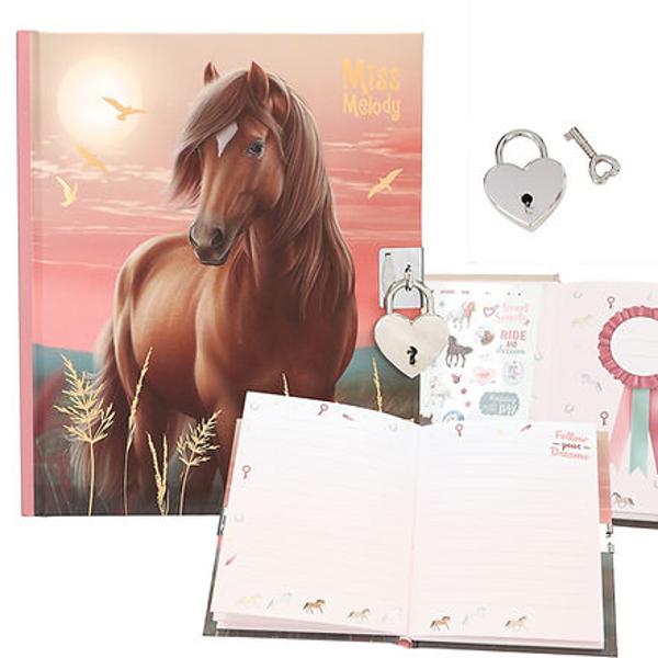 Pentru g&acirc;nduri &537;i dorin&539;e secrete jurnalul de la Miss Melody cu lac&259;t argintiu &icirc;n form&259; de inim&259; are 192 de pagini liniate fin frumos ilustrate &537;i dou&259; foi cu stickere colorate pentru &icirc;nfrumuse&539;are &Icirc;n nuan&539;e deschise de roz &537;i maro &537;i cu motive &537;i modele vis&259;toare cu cai