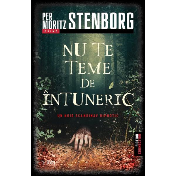 UN NOIR SCANDINAV HIPNOTICO poveste absolut imersiv&259; &537;i tulbur&259;toare care &icirc;mbin&259; perfect tensiunea psihologic&259; din MysticRiver realismul crud din True Detective &537;i atmosfera hipnotic&259; din Twin Peaks O carte superb&259; &icirc;n brutalitatea ei imposibil de l&259;sat din m&acirc;n&259; Ora&537;ul &259;sta ar avea nevoie de o crim&259; adev&259;rat&259;Prim&259;vara anului 1983 &Icirc;n timp 