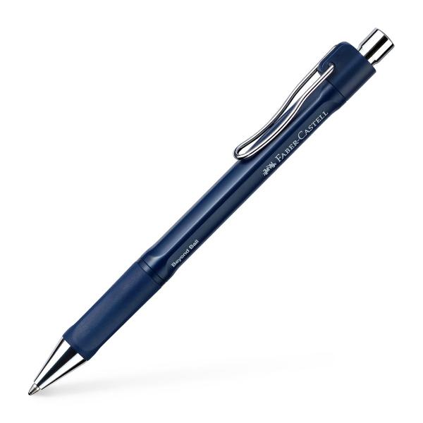 Pix cu mecanism albastru M Beyond Faber-Castell Design ergonomic Zona de prindere cauciucata pentru confort la scris Rezerva x-soft M pentru scriere uniforma Cerneala cu uscare rapida rezistenta la documente Clips metalic durabil Realizat din 66 plastic reciclat Reincarcabil cu rezerva standard de capacitate mare Culoare cerneala albastru