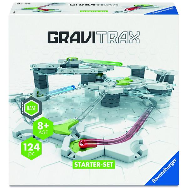 GraviTrax Starter este un set plin de actiune creativitate si posibilitati nelimitate de constructie GraviTrax este un sistem interactiv de piste pentru bile care permite crearea unor constructii spectaculoase si observarea modului fascinant in care actioneaza gravitatia in practica Setul ofera posibilitatea de a proiecta piste pe mai multe niveluri de a experimenta cu viteza directia miscarii si diverse efecte speciale Datorita elementelor variate pot fi construite atat trasee simple 