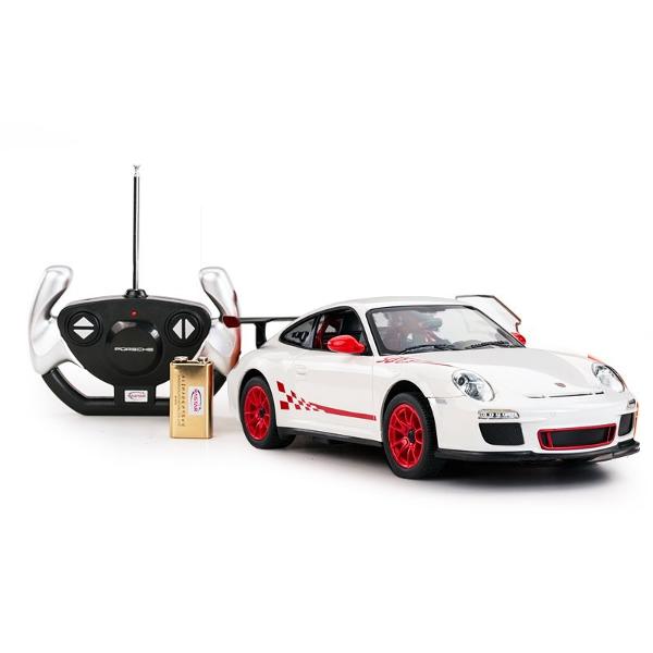 Copilul dumneavoastra se poate juca in voie cu masina cu telecomanda Porsche Gt3 scara 1 la 14 oferita de brandul international Rastar Nicio cursa nu este imposibil de castigat cu acesta masinuta replica oficiala cu licenta a modelului original construita cu mare atentie la detalii Masinuta are proportiile ideale pentru momente pline de distractie si amuzament avand dimensiunile in centimetri dupa cum urmeaza  31913997Masinuta functioneaza pe frecventa de 24GAlimentarea se face 