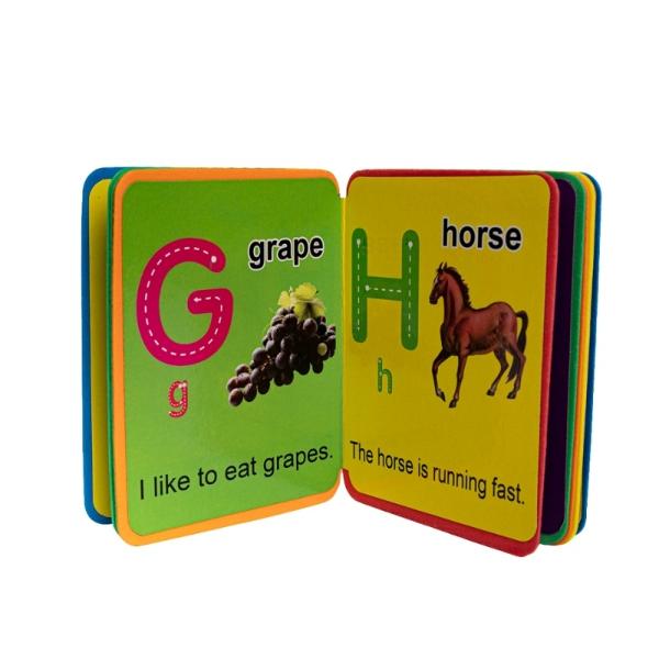 Cartea alfabet CNX PE-01 este un material educativ conceput pentru a-i ajuta pe cei mici s&259; &icirc;nve&539;e alfabetul &icirc;n limba englez&259; &icirc;ntr-un mod distractiv &537;i interactiv Cu un format compact de 10 &times; 13 cm &537;i pagini realizate din h&acirc;rtie gumat&259; cartea este u&537;or de utilizat de c&259;tre copii &537;i include imagini sugestive care faciliteaz&259; asocierea fiec&259;rei litere cu un cuv&acirc;nt corespunz&259;tor contribuind la 