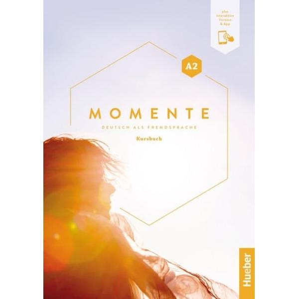 Momente &ndash; das intermediale Grundstufenlehrwerk f&uuml;r Deutsch als FremdspracheKursbuch A2 plus interaktive Version &uuml;ber Code im Buch abrufbar der dreib&auml;ndigen AusgabeZielgruppe Erwachsene und Jugendliche ab 16 Jahren in A2-Kursen weltweit- modularer Aufbau drei Lektionen &agrave; vier Seiten plus ein &bdquo;Magazin&ldquo; pro Modul- jede Lektion beginnt mit einem interessanten und emotional ansprechenden Bildimpuls in dem die 