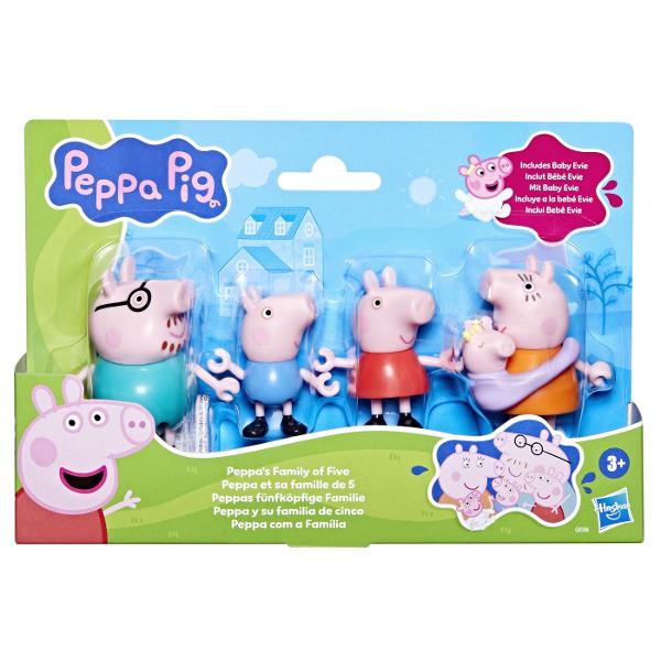 Familia Pig este acum o familie de cinci persoane Acest set de jucarii Peppa Pig include Daddy Pig Mummy Pig George Peppa si Baby Evie in transportorul ei Cei mici pot pune transportorul pe Mummy sau Daddy Pig si pot recrea scenele preferate din serial sau pot spune propriile povesti noi Figurinele pozitionabile se pot chiar tine de mana pentru momente dulci in familie Jucarii precum setul de figurine Peppa&39s Family of Five sunt cadouri excelente pentru fete si baieti de 3 ani si 