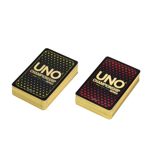 UNO Turneu este o editie speciala a jocului clasic UNO conceputa pentru competitii si confruntari intre jucatori Jocul pastreaza mecanica binecunoscuta UNO in care cartile trebuie potrivite dupa culoare numar sau simbol dar adauga un format orientat spre competitie si progres pe parcursul mai multor runde Editia UNO Championship Series este potrivita pentru seri de joc in familie sau cu prietenii si ofera o prezentare premium intr-o cutie eleganta cu design negru si accente inspirate de 