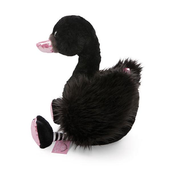 Leb&259;da NICI Love Classic este un companion elegant &537;i extrem de catifelat fiind un cadou minunat pentru o persoan&259; special&259; Aceast&259; leb&259;d&259; neagr&259; gra&539;ioas&259; se remarc&259; prin detaliile roz delicate de pe aripi &537;i cioc care &icirc;i confer&259; un aspect fermec&259;tor &537;i romantic Ochii s&259;i &icirc;ntuneca&539;i broda&539;i &icirc;i ofer&259; o expresie vis&259;toare &icirc;n timp ce plu&537;ul moale o face 