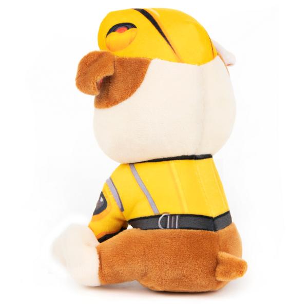 Catelusii curajosi de la Paw Patrol sub forma de animale de plus dragute de la marca GUND sunt gata sa salveze situatia Jucaria de plus Rubble de 15 cm poarta o uniforma tipica Paw Patrol El este un partener excelent pentru fiecare fan Paw Patrol Materialul de plus are o suprafata lavabila si este potrivit pentru copiii de la varsta de un an