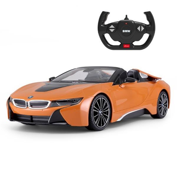 Copilul dumneavoastra se poate juca in voie cu masina cu telecomanda BMW I8 scara 1 la 12  oferita de brandul international Rastar Nicio cursa nu este imposibil de castigat cu acesta masinuta replica oficiala cu licenta a modelului original construita cu mare atentie la detalii Masinuta are proportiile ideale pentru momente pline de distractie si amuzament avand dimensiunile in centimetri dupa cum urmeaza  3818108Masinuta functioneaza pe frecventa de 27145MhzAlimentarea se face 